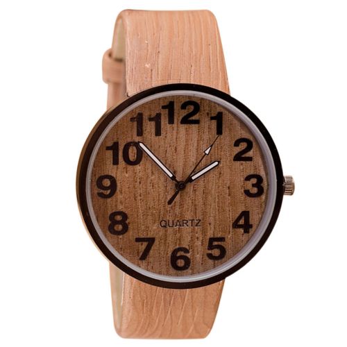 Armbanduhr im Holzdesign 